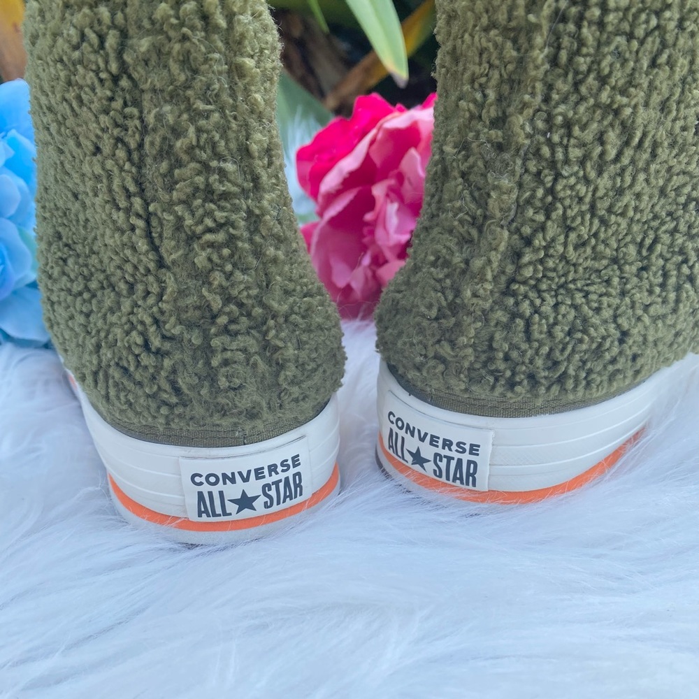 Youth Converse Sherpa Platform Sneakers - Picture 5 of 7